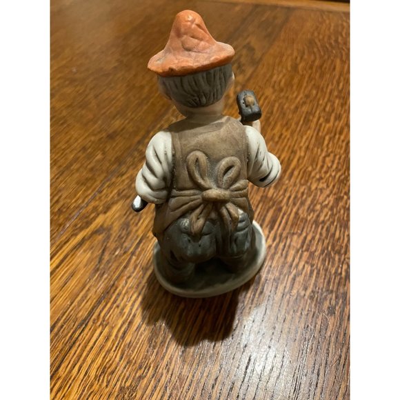Ceramic Blacksmith Figurine, Hand Painted In Very Good Condition - Picture 2 of 5